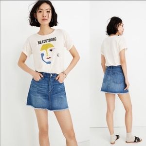 Madewell denim skirt cut off hem Waisted size 25
